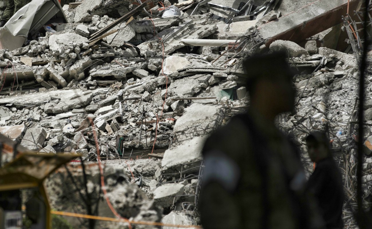 Suman 318 personas fallecidas por sismo del martes