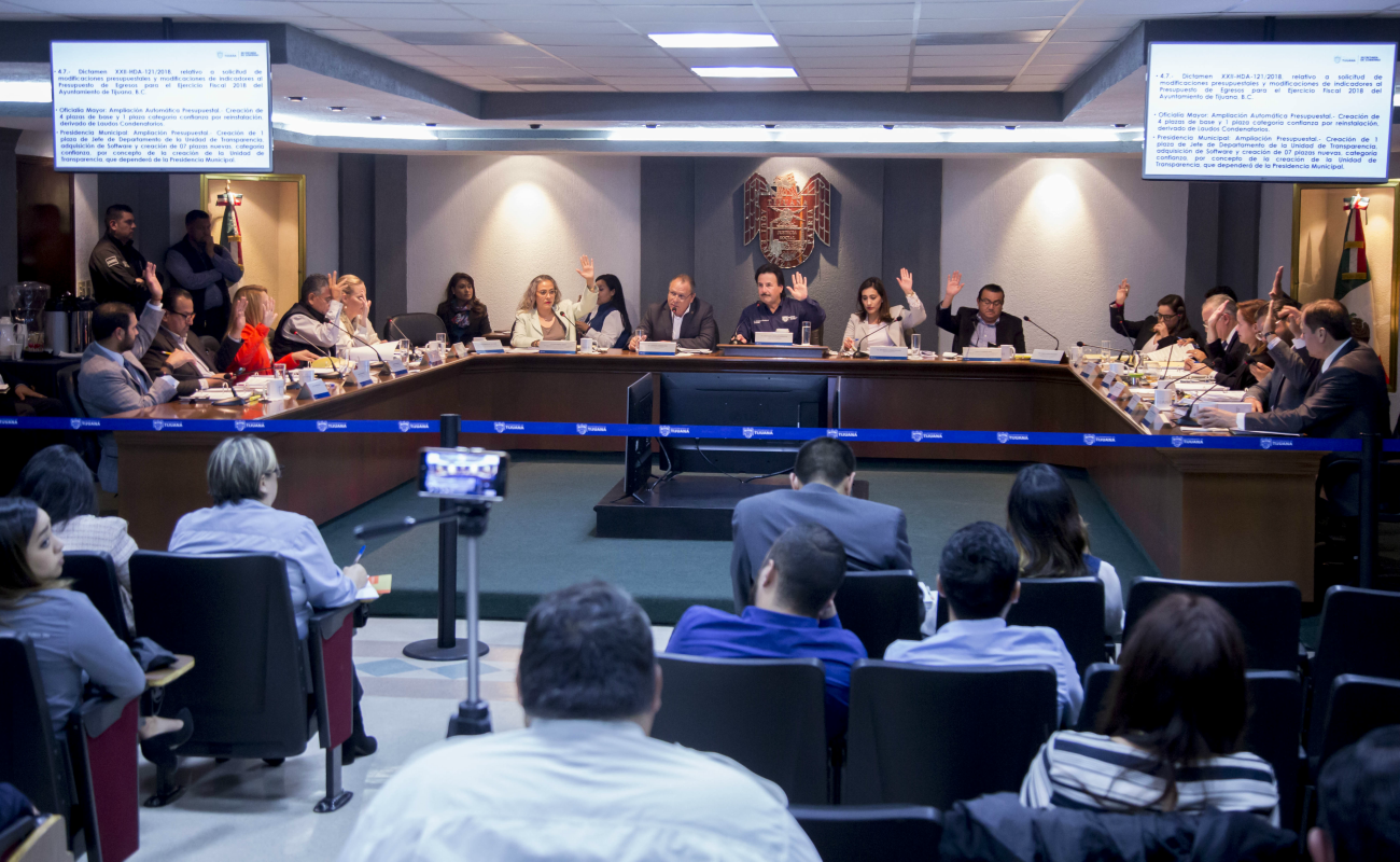 El Cabildo aprobó ayer un exhorto al Congreso de la Unión para que se castigue con cárcel la portación de arma.