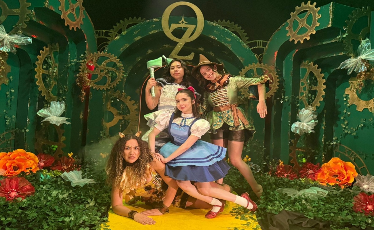 Una producción escénica inspirada en el universo de Oz.