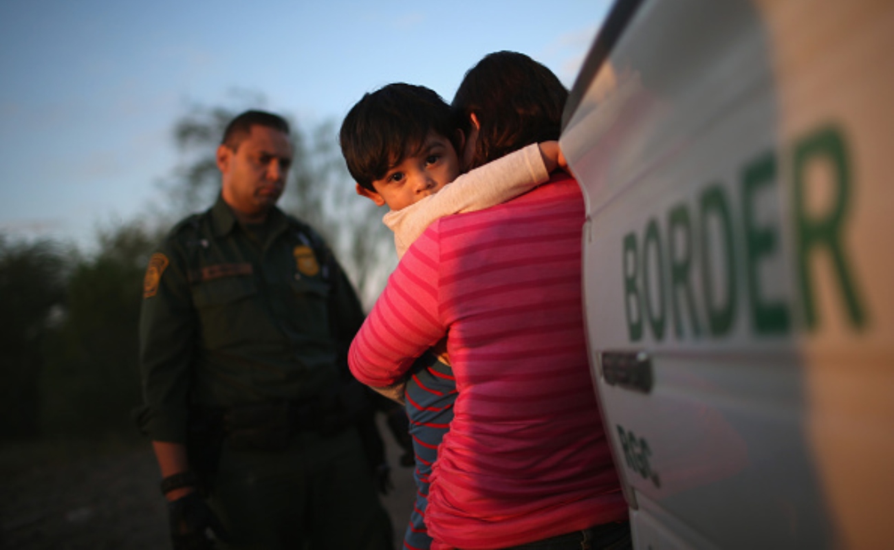 La ONU instó a Estados Unidos a frenar de inmediato su controvertida práctica de separar a los niños inmigrantes.