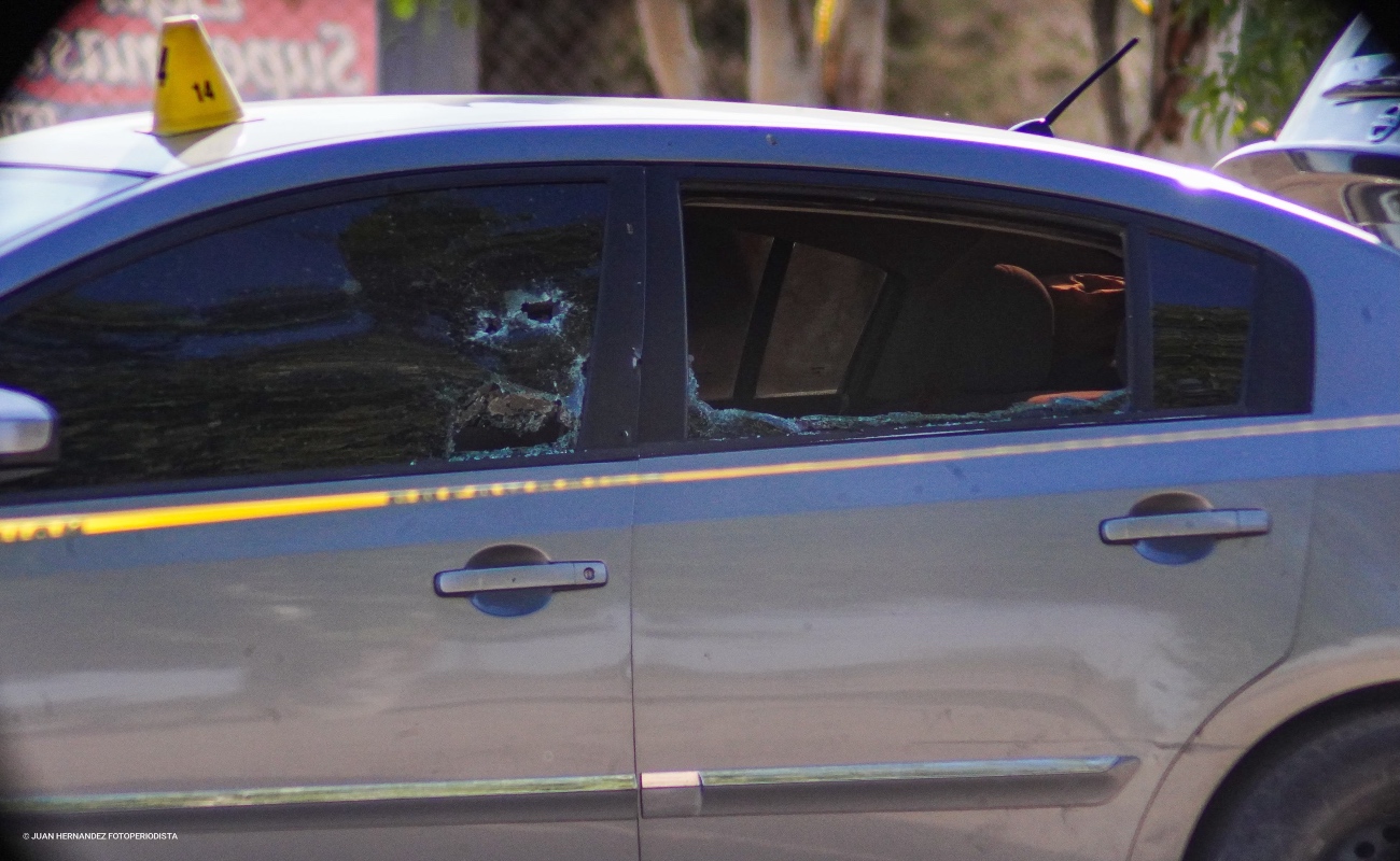 El agresor logró escapar corriendo hacia una zona de parcelas, informaron autoridades.