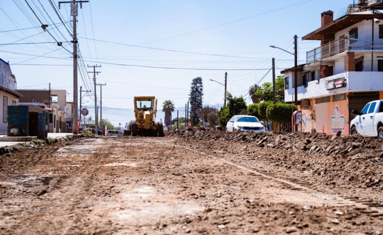 Arranca Gobierno de Ensenada reconstrucción de calle Morelos en fraccionamiento Ulbrich