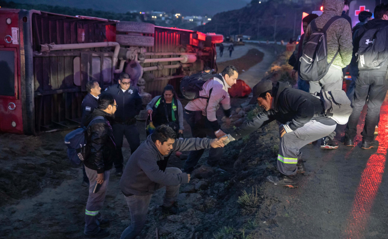 Una posible distracción del chofer, la causa del accidente.