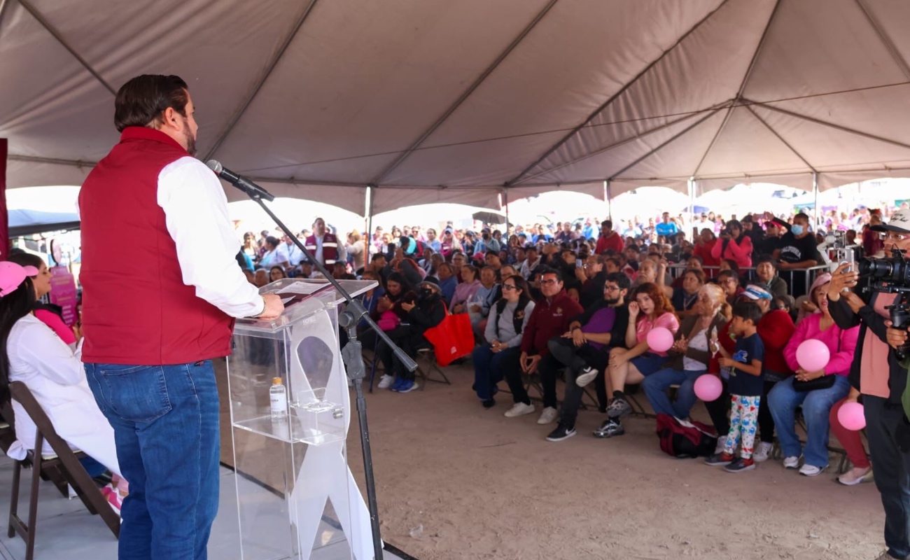 Acerca Gobierno de Ismael Burgueño servicios municipales a residentes de Terrazas del Valle en La Presa Este