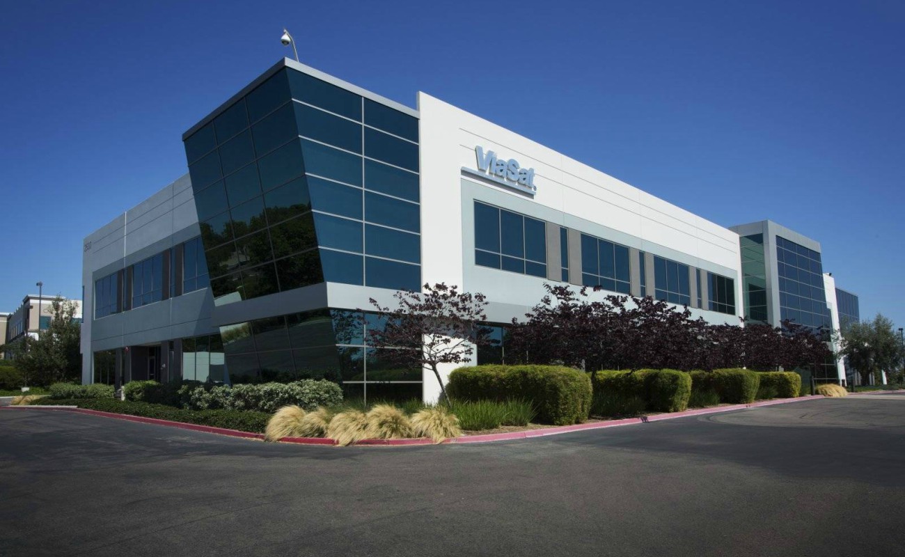ViaSat ofrece conexión a internet vía satélite desde 1986, con sede en California.