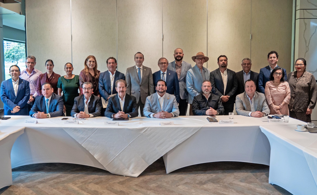 Sostiene Ismael Burgueño encuentro con integrantes del Consejo Coordinador Empresarial
