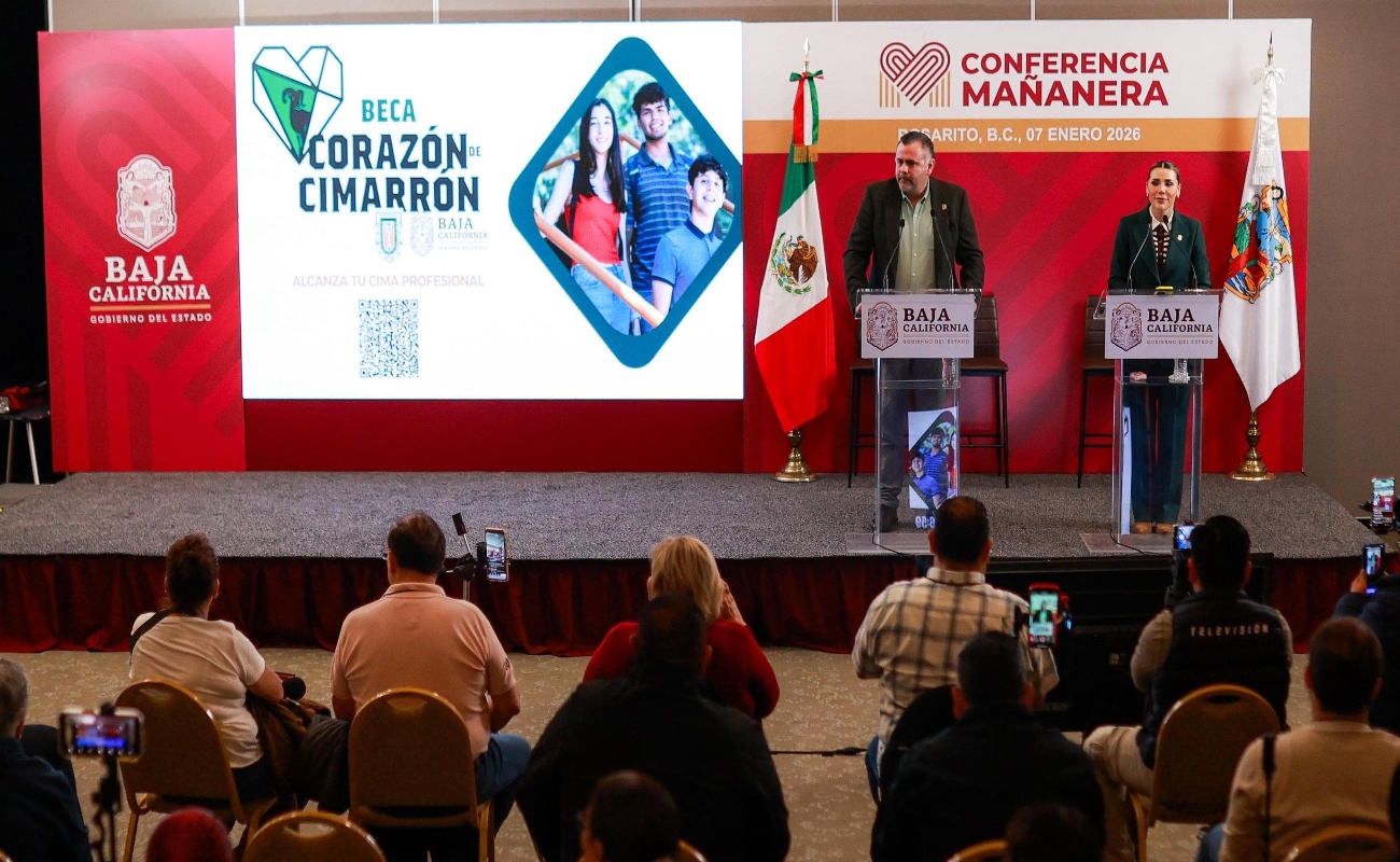 La gobernadora Marina del Pilar y el rector Luis Palafox, firmaron el convenio que garantiza la educación superior al alumnado en situación vulnerable.