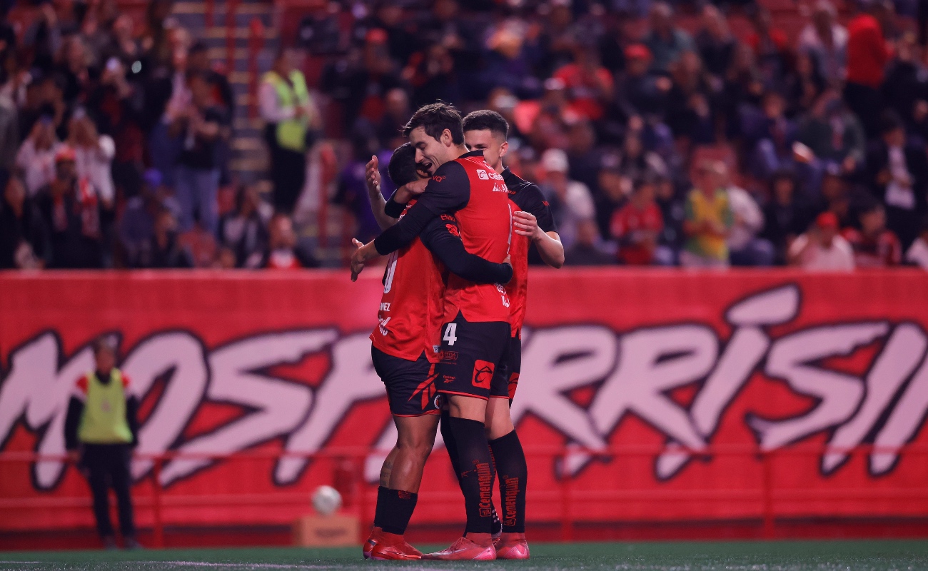 Xolos golea a Tuzos y sueña con la liguilla