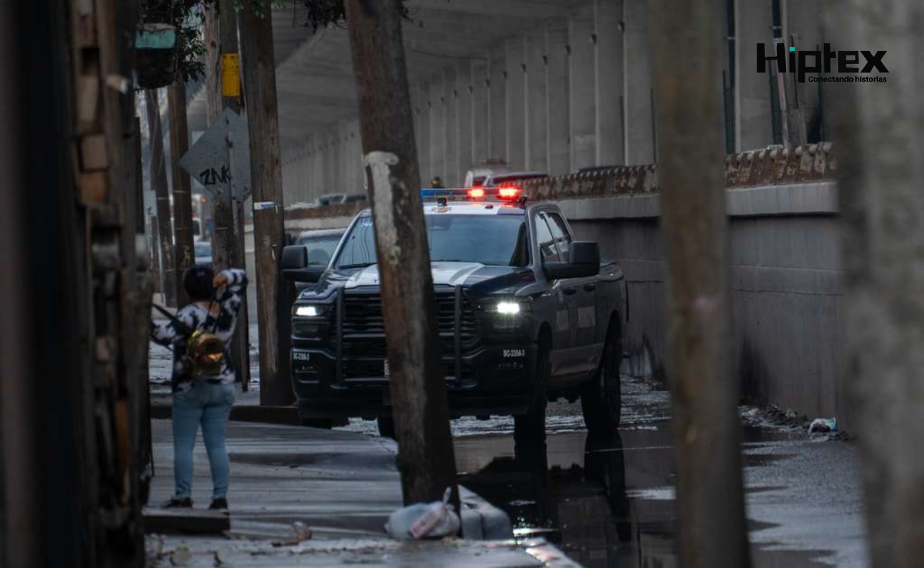 Los cuerpos fueron localizados en inmueble con características de picadero, en el callejón conocido como Las Palmitas.