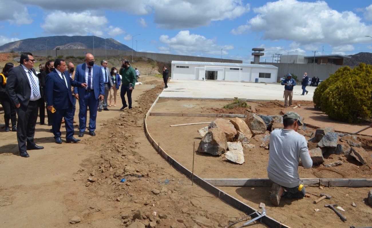 Avanza construcción del plantel de Tecate de la Preparatoria Militarizada “Teniente Alberto Bonilla Colmenero”.