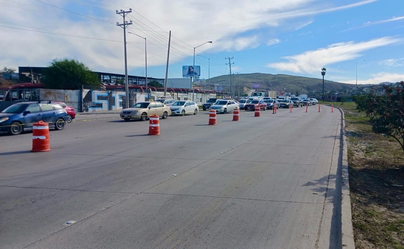 Anuncian cierre temporal de un tramo de la Vía Rápida Oriente por socavación