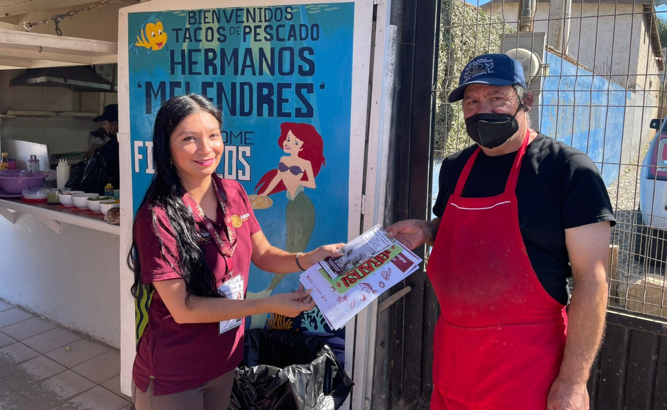 Ofrece COEPRIS BC material y orientación a establecimientos dedicados a la venta de pescados y mariscos