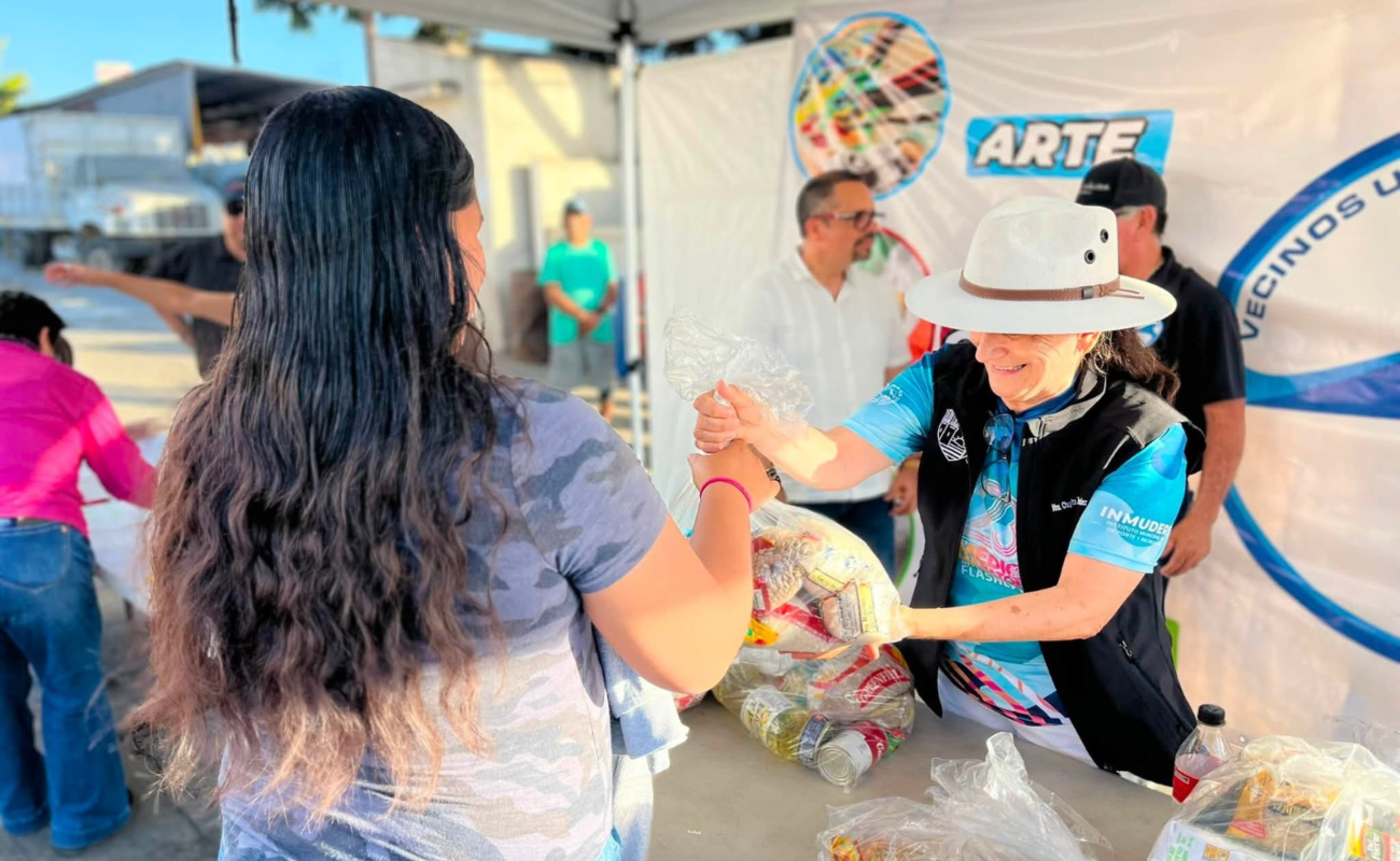 Entrega Gobierno de Ensenada insumos recaudados en la etapa 4 del Festival Delegacional de Atletismo