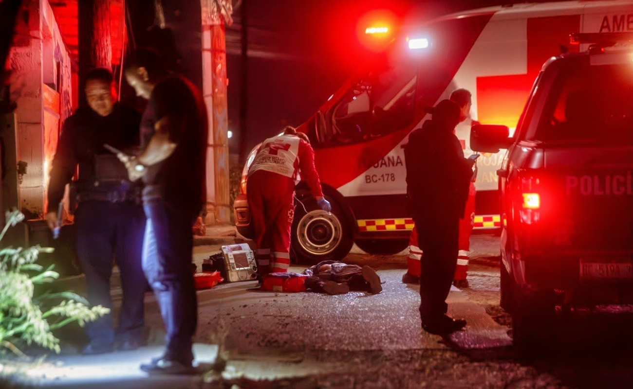 Atacan a balazos a un hombre en la colonia Campos