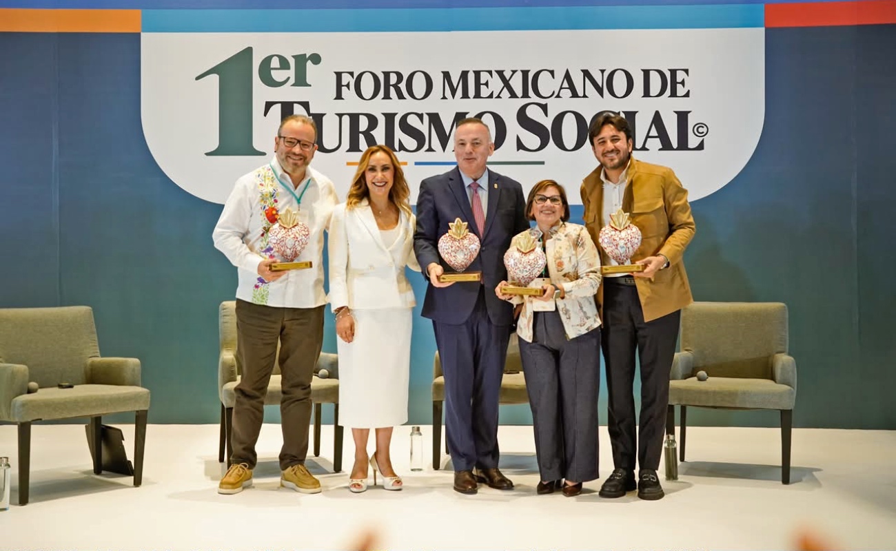 Como parte de su agenda de trabajo en Guanajuato, Badiola Montaño encabezó el Primer Foro de Turismo Social y participó en la cuarta Sesión Ordinaria del Consejo Mexicano de Turismo Social.