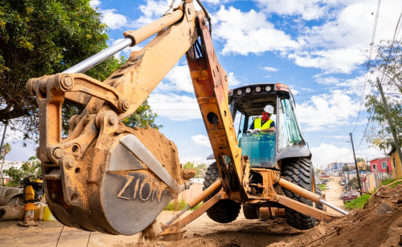 Impulsa Gobierno de Ensenada la transformación de la colonia Lomitas
