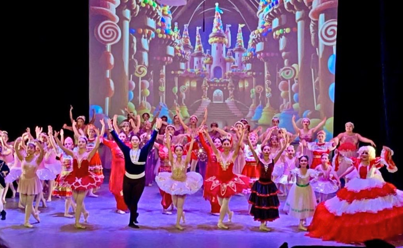 El CEART Tijuana cierra su programación cultural del año con dos funciones de El Cascanueces, presentadas por la Compañía de Danza Tijuana los días 19 y 20 de diciembre.