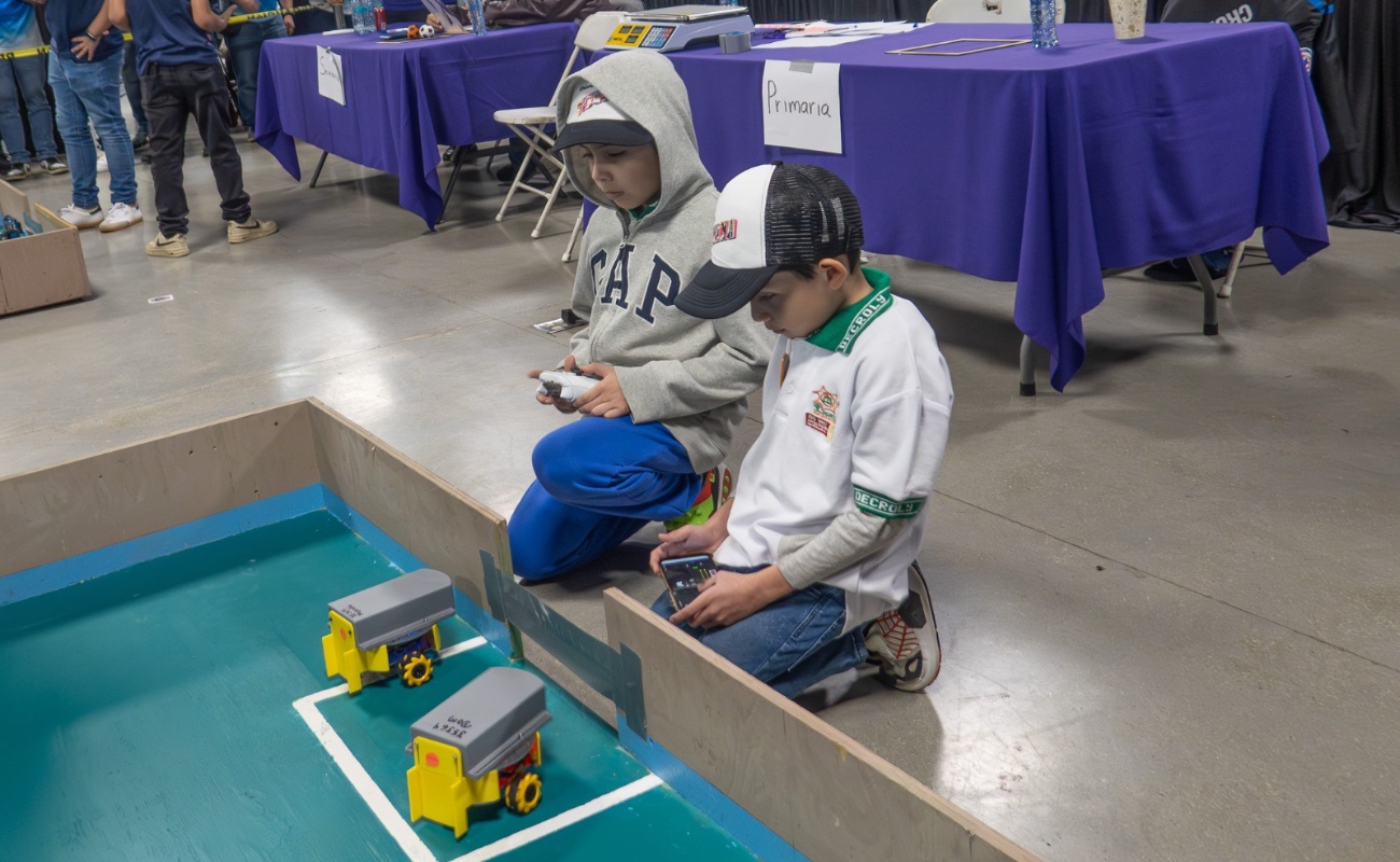 Realizan en Tijuana la final continental de ROBO MATRIX