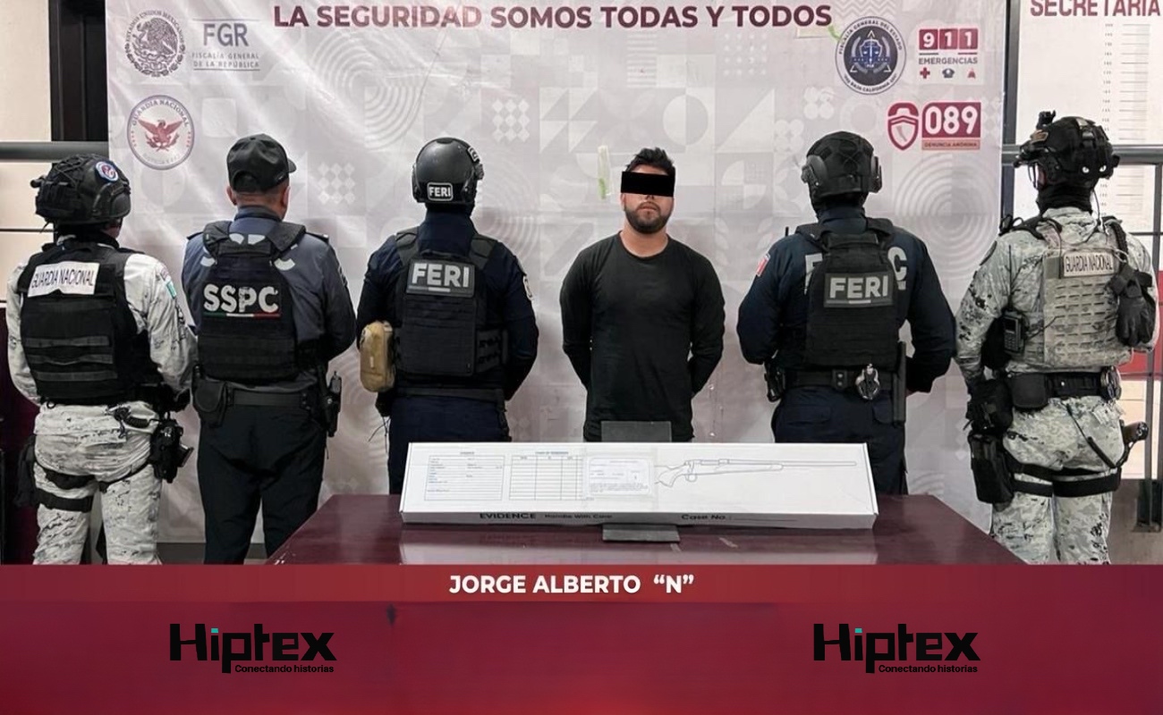 Aseguran arma larga y detienen a un hombre en Tijuana