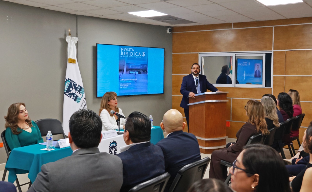 Presenta PJBC revista jurídica