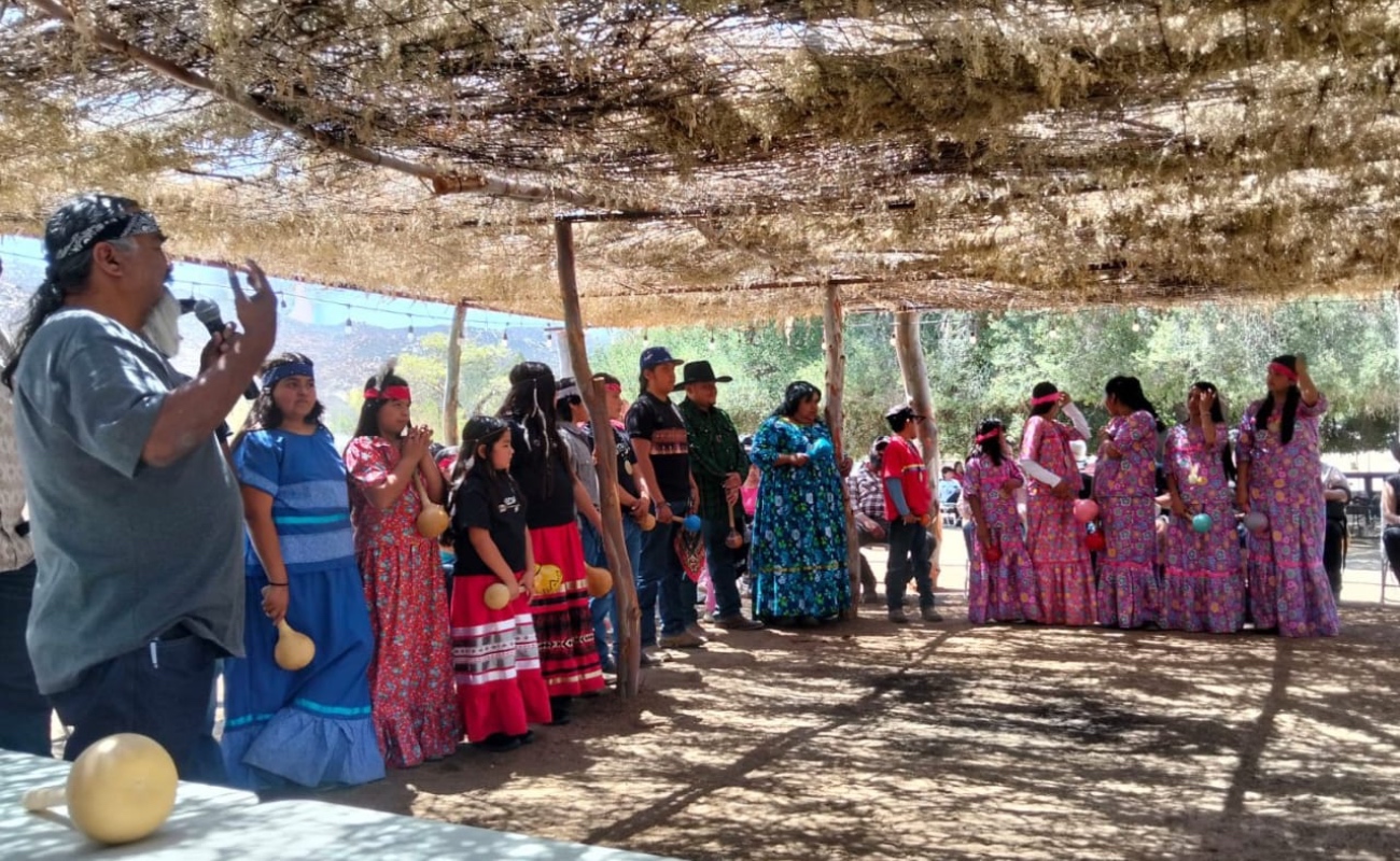 Reconoce al pueblo Kumiai por el rescate de la cultura y los orígenes yumanos.