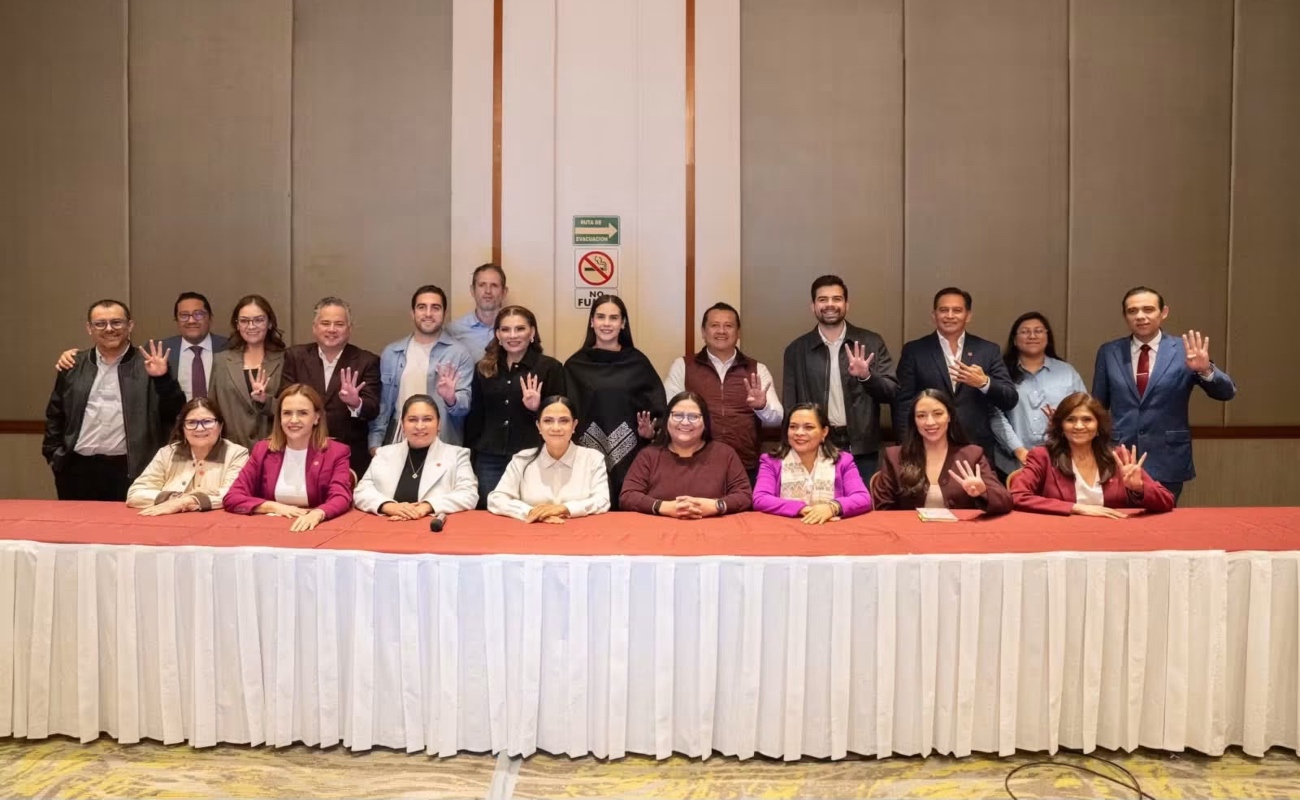 Desde Baja California hasta la mesa nacional, Julieta Ramírez participó en encuentro de Morena