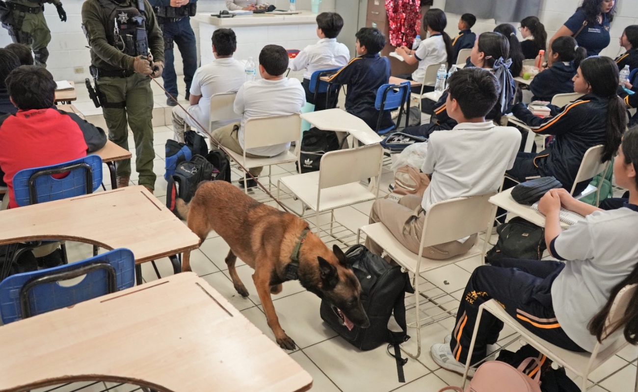 Realiza Policía Municipal ‘Revisión de Pertenencias’ en escuela del fraccionamiento Sevilla Residencial