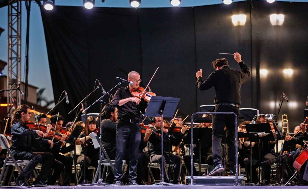 “Rapsodia en Azul” llega a Ensenada y Tijuana con la orquesta de Baja California