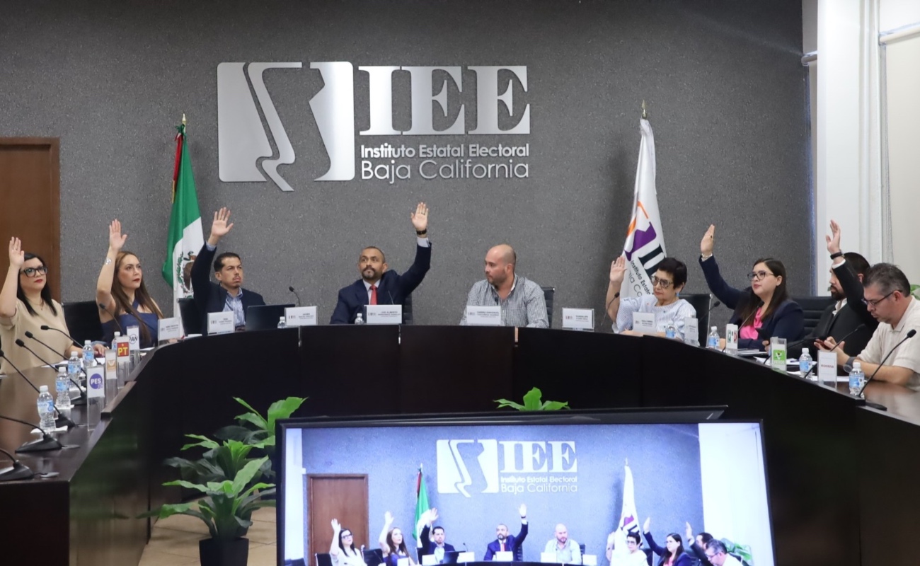 Establece IEEBC los montos máximos que se gastarán en precampaña.