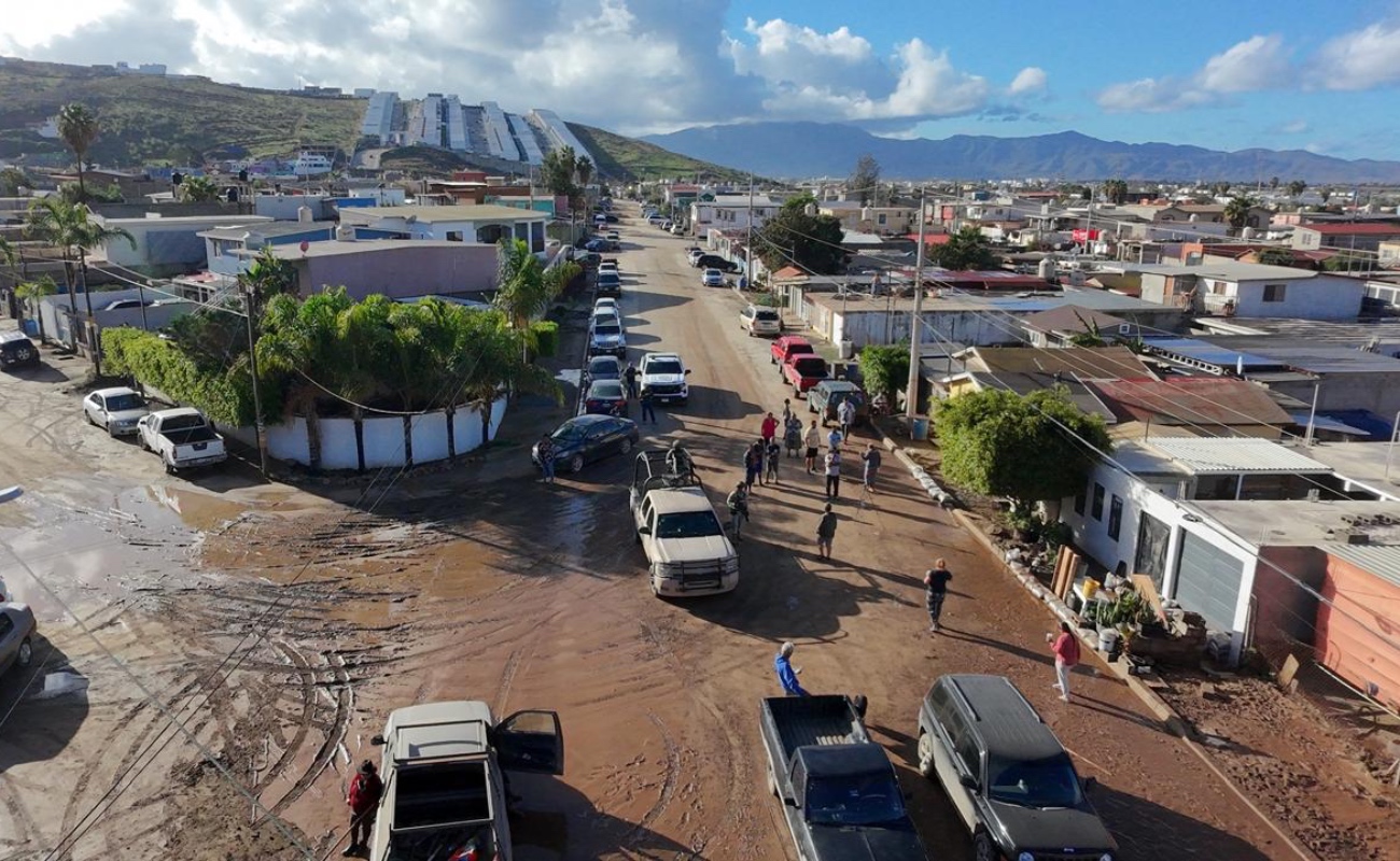 Protección Civil atendió reportes de inundaciones en Praderas del Ciprés, Revolución y Reforma.