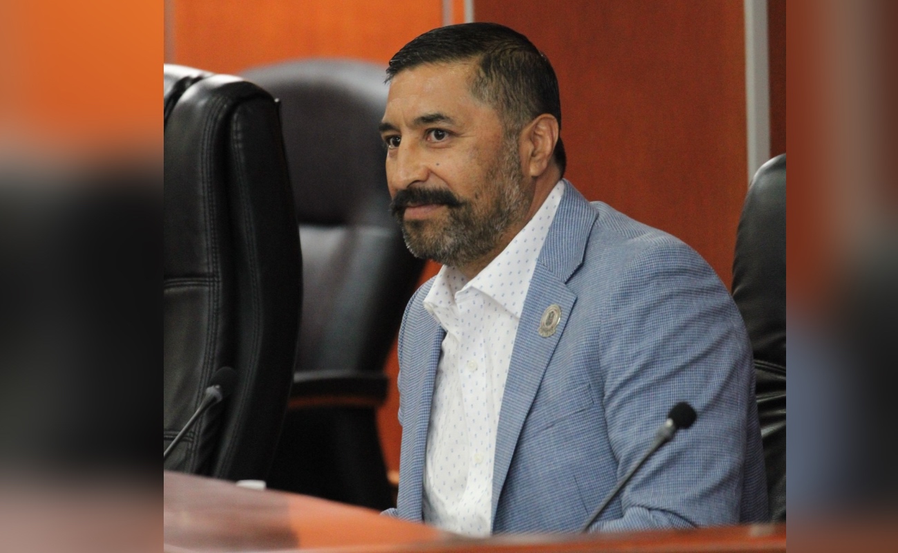 El legislador formalizó su solicitud en Sesión de Pleno.