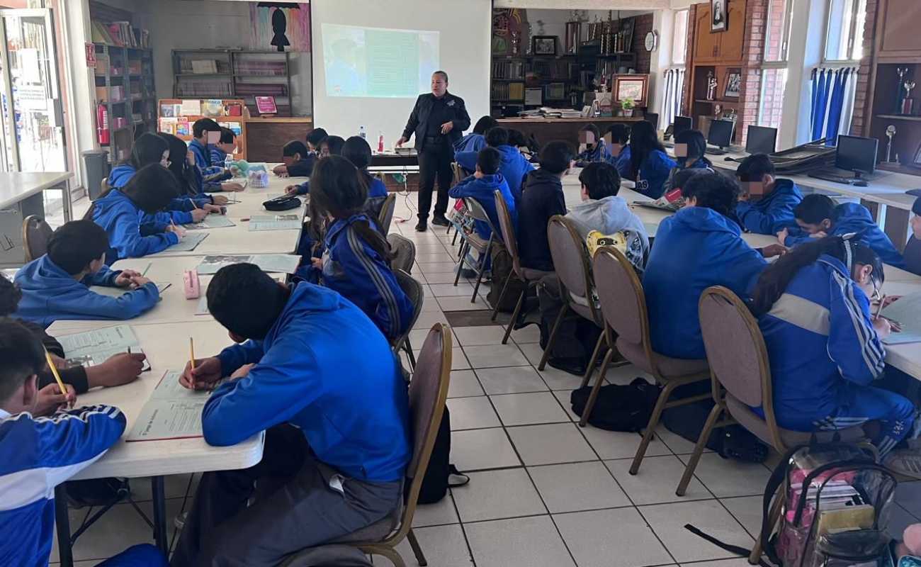 Fortalece la DSPM acciones preventivas en estudiantes de secundaria a través del programa D.A.R.E.