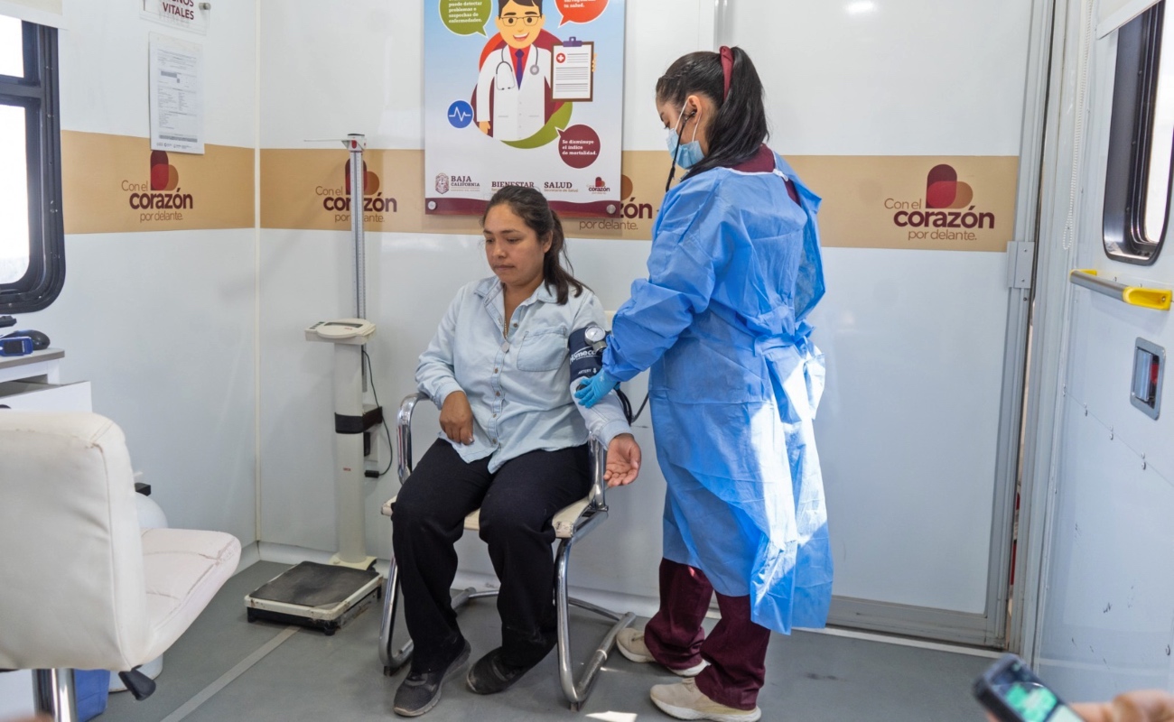 Brindan Caravanas de Salud servicios médicos gratuitos en Mexicali, San Quintín y Rosarito