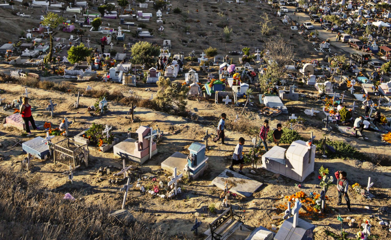 Listos los panteones de Tijuana para el Día de Muertos