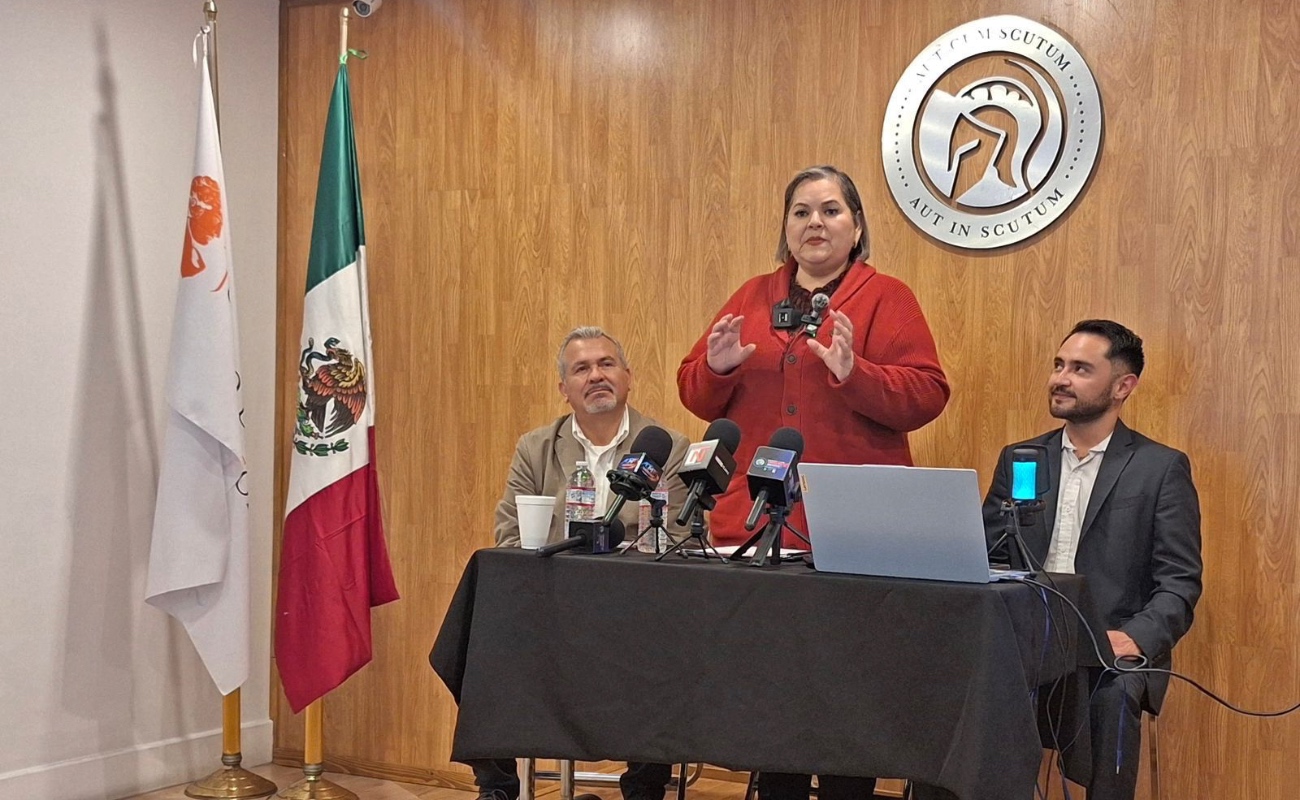 Evangelina Moreno presenta agenda legislativa ante líderes de BC en Universidad Hispana