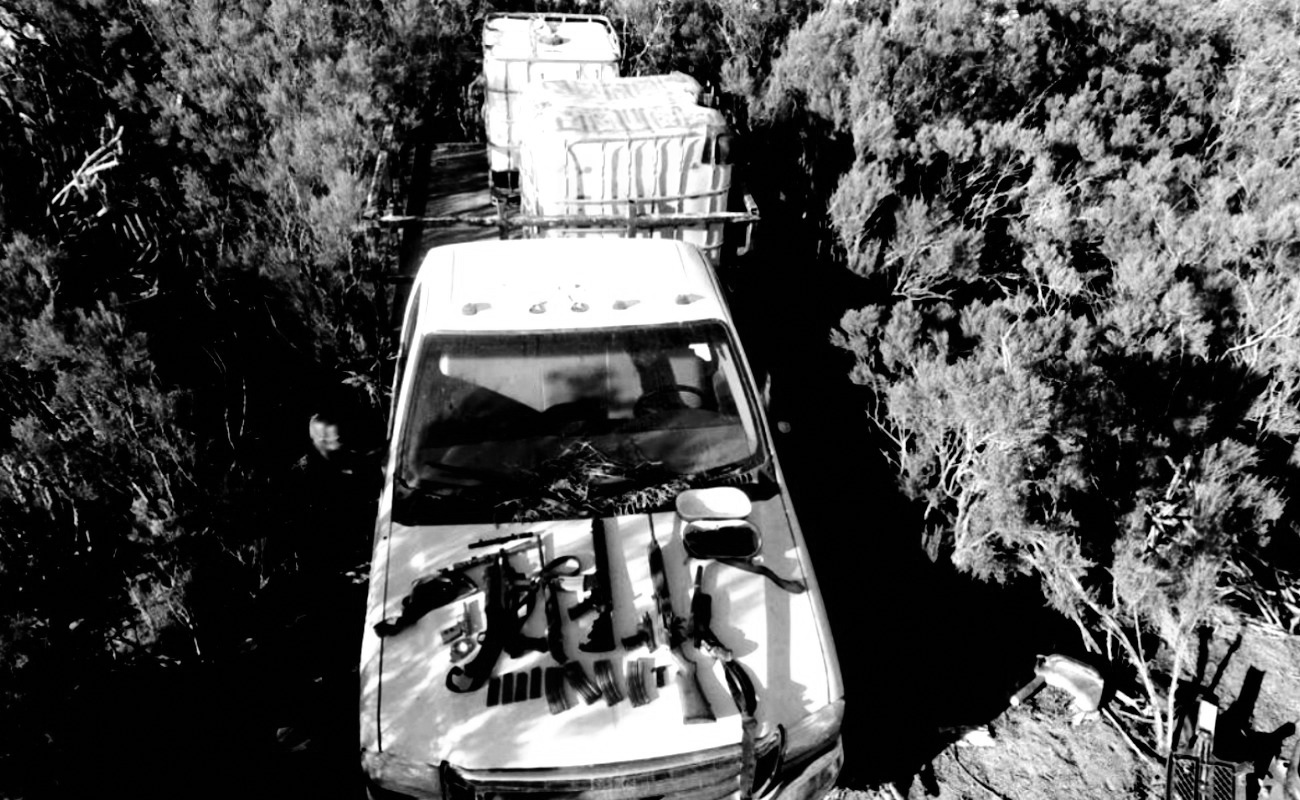 Tras verificarse las series de los autos, se supo que ambos contaban con reporte de robo.