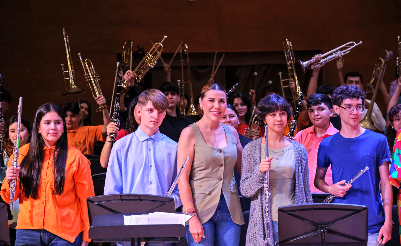 Impulsa gobernadora Marina del Pilar apoyos para la creación artística en Baja California