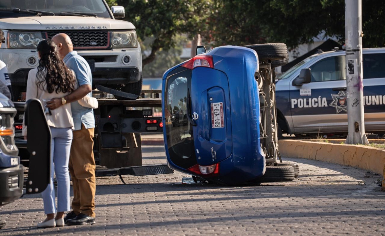 El vehículo prestaba el servicio de plataforma Uber.