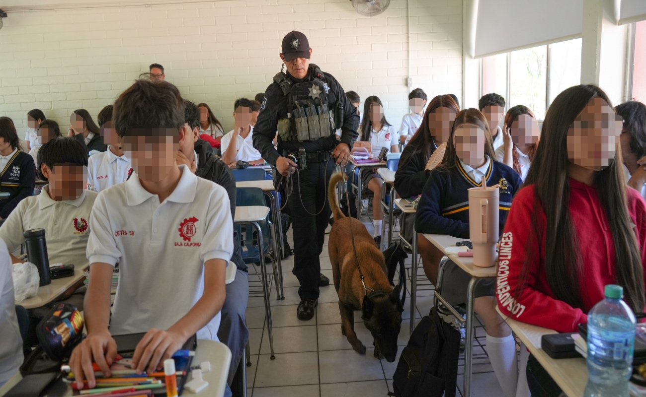 Refuerzan prevención en planteles educativos con programa "Revisión de pertenencias”