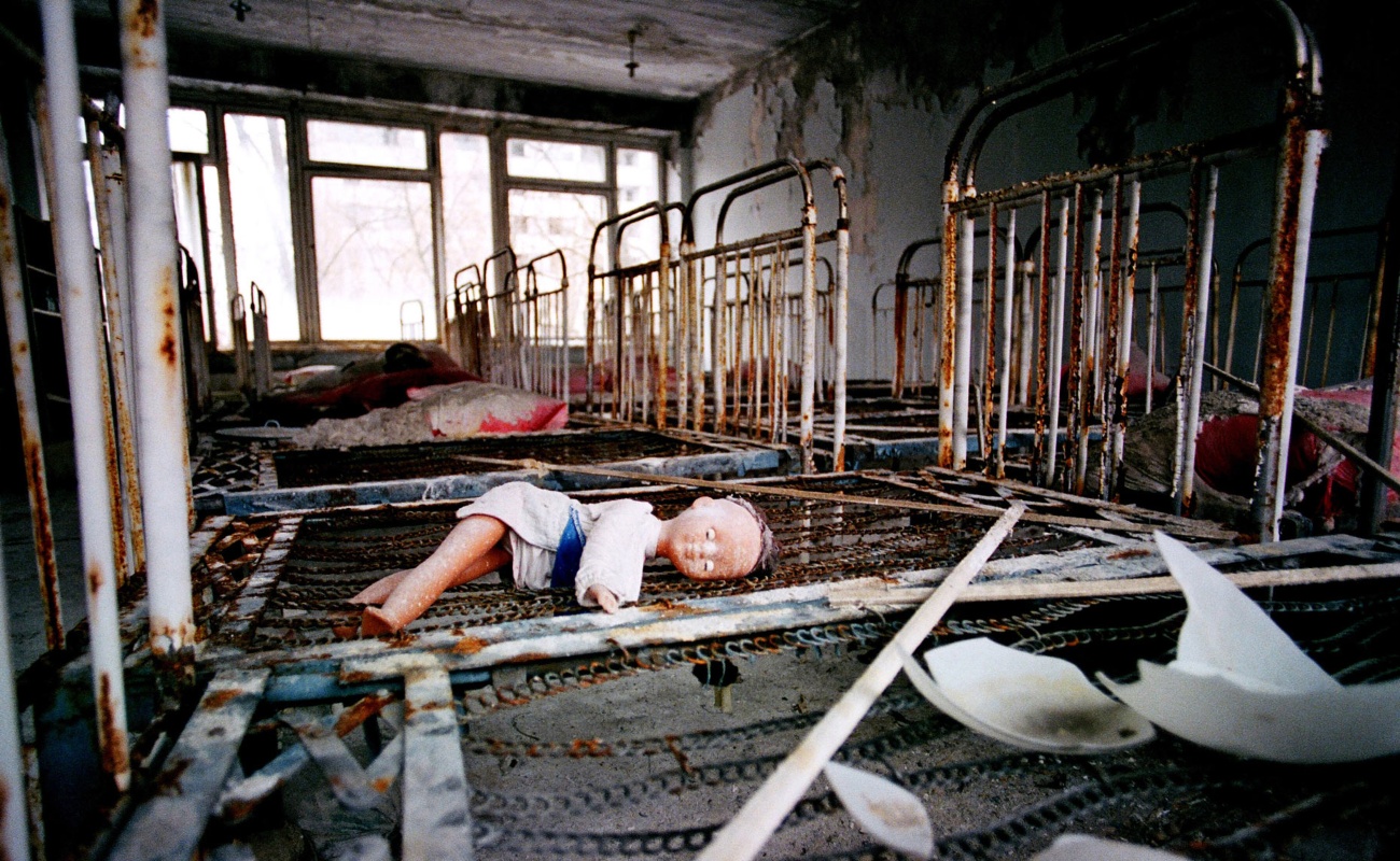 De los 49 mil habitantes que vivían en Prypiat, en la zona de exclusión hay en la actualidad solo 130 personas en los pueblos y zonas cercanas a la ciudad de Chernobyl.