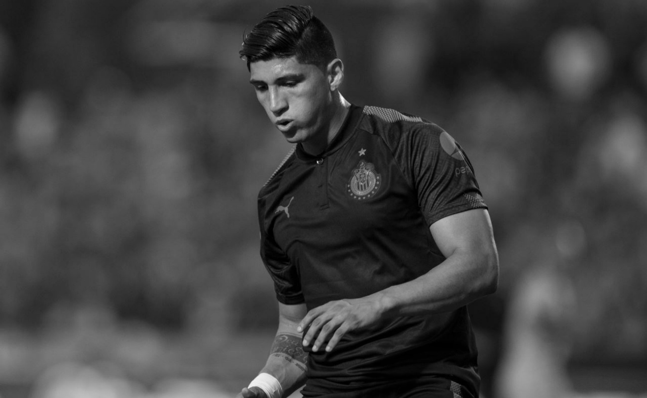 Sufre Alan Pulido aparatoso accidente de auto