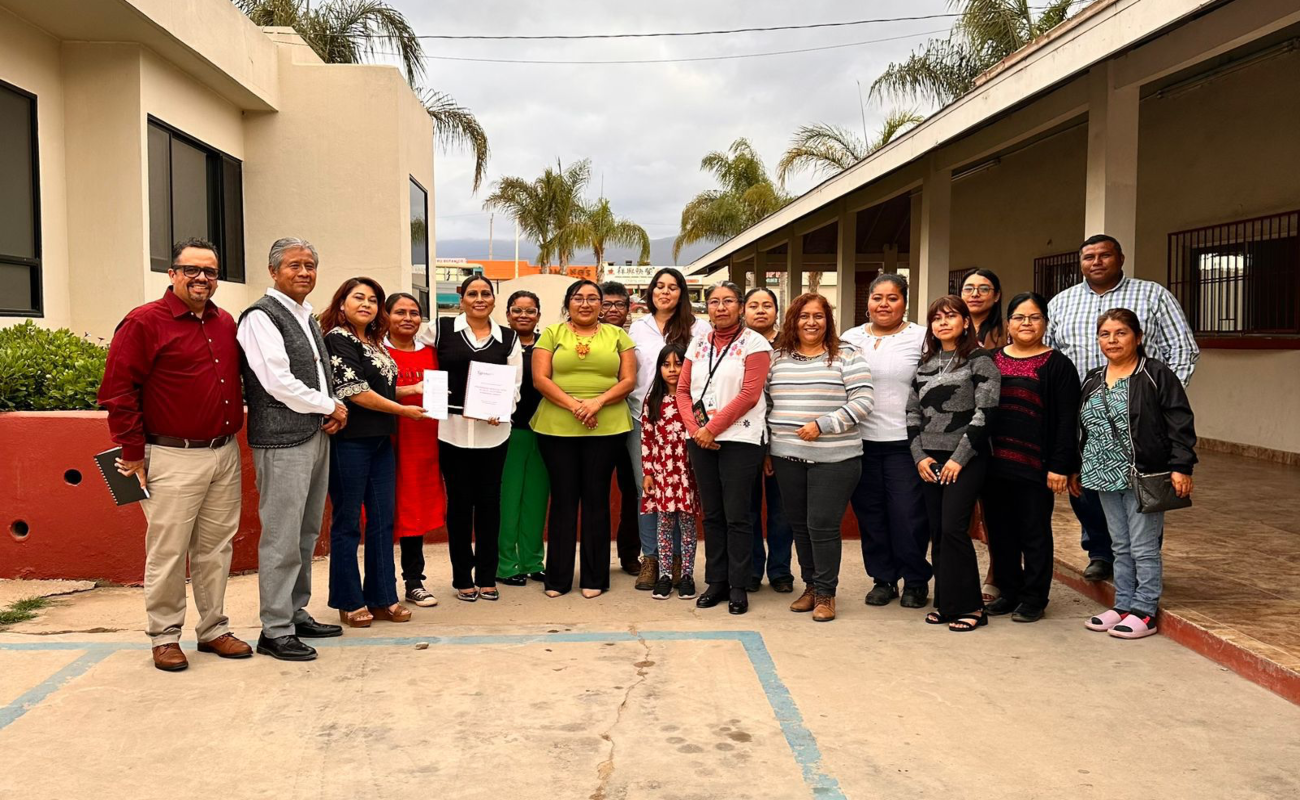 La presidenta electa participó en la presentación y entrega del estudio de factibilidad.