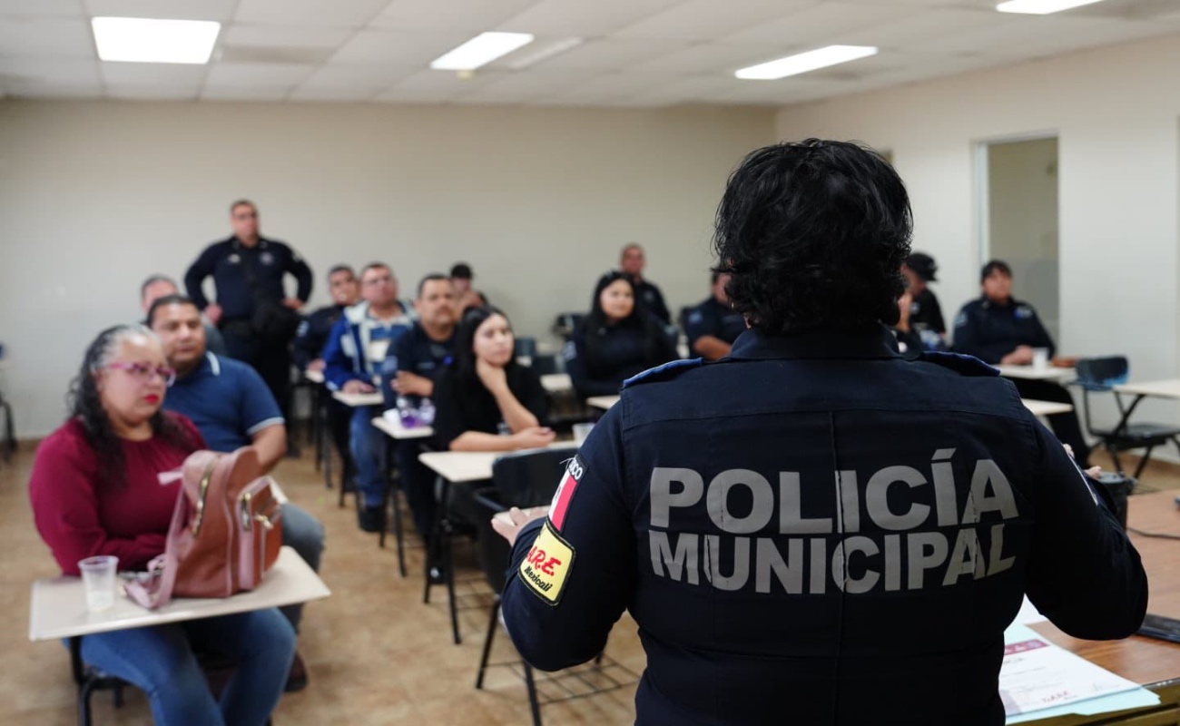 Refuerzan Policías Municipales labores de prevención mediante “D.A.R.E. para Padres”