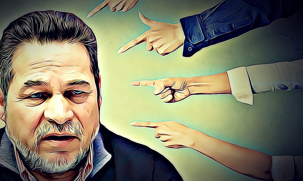 Le recuerdan su pasado a Catalino