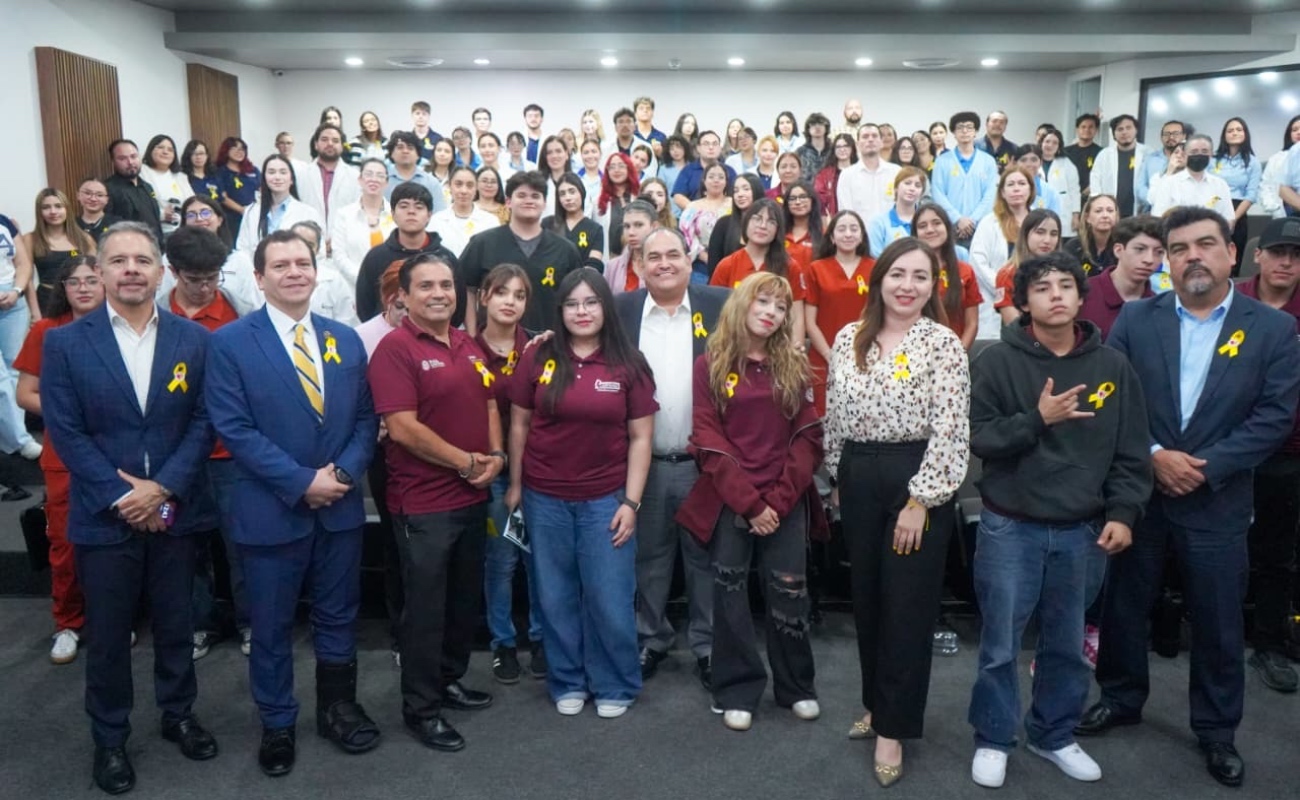 El secretario de Salud en el Estado, Dagoberto Valdés Juárez encabezó este evento ante más de 200 jóvenes.