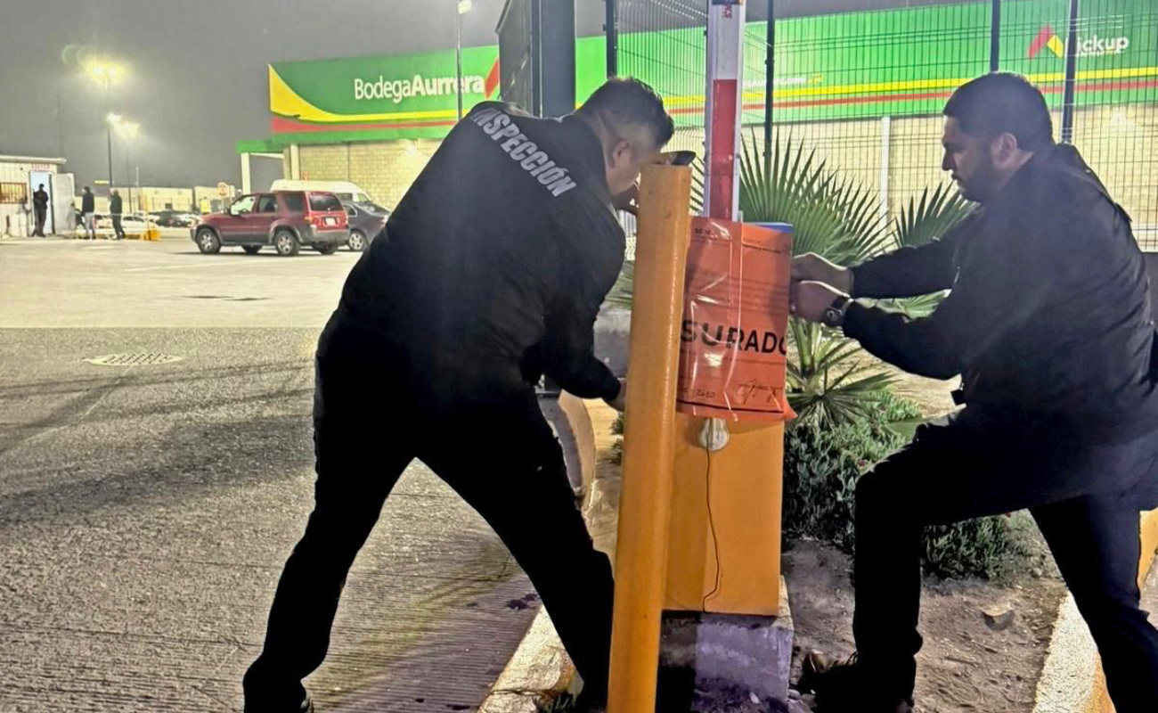 Siguen clausuras de estacionamientos de plazas comerciales