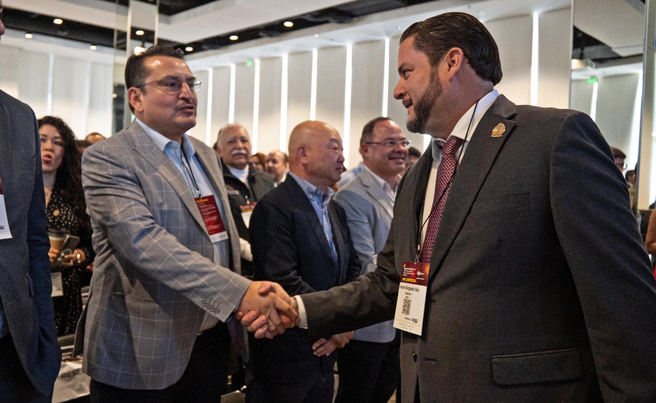 Participa Ismael Burgueño en el Encuentro Nacional de Proveeduría para el sector de Dispositivos Médicos