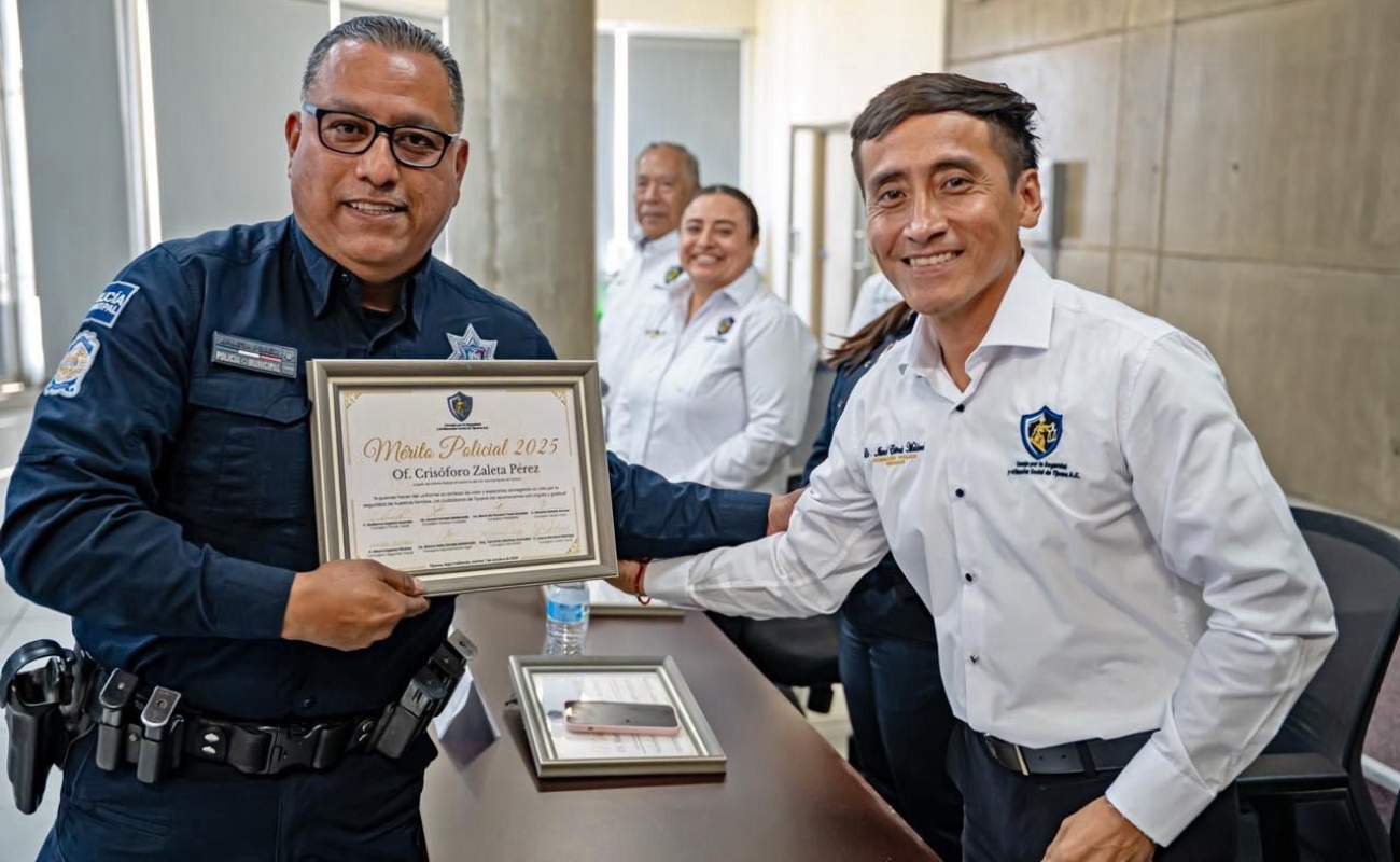 En el marco del Día Internacional del Policía, el Fundador del Consejo por la Seguridad y el Bienestar Social reconoció a quienes honran su uniforme.