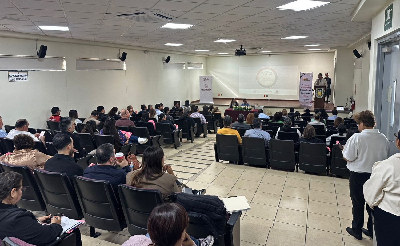 El objetivo fue fortalecer la colaboración docente y difundir buenas prácticas para mejorar la enseñanza y aprendizaje.