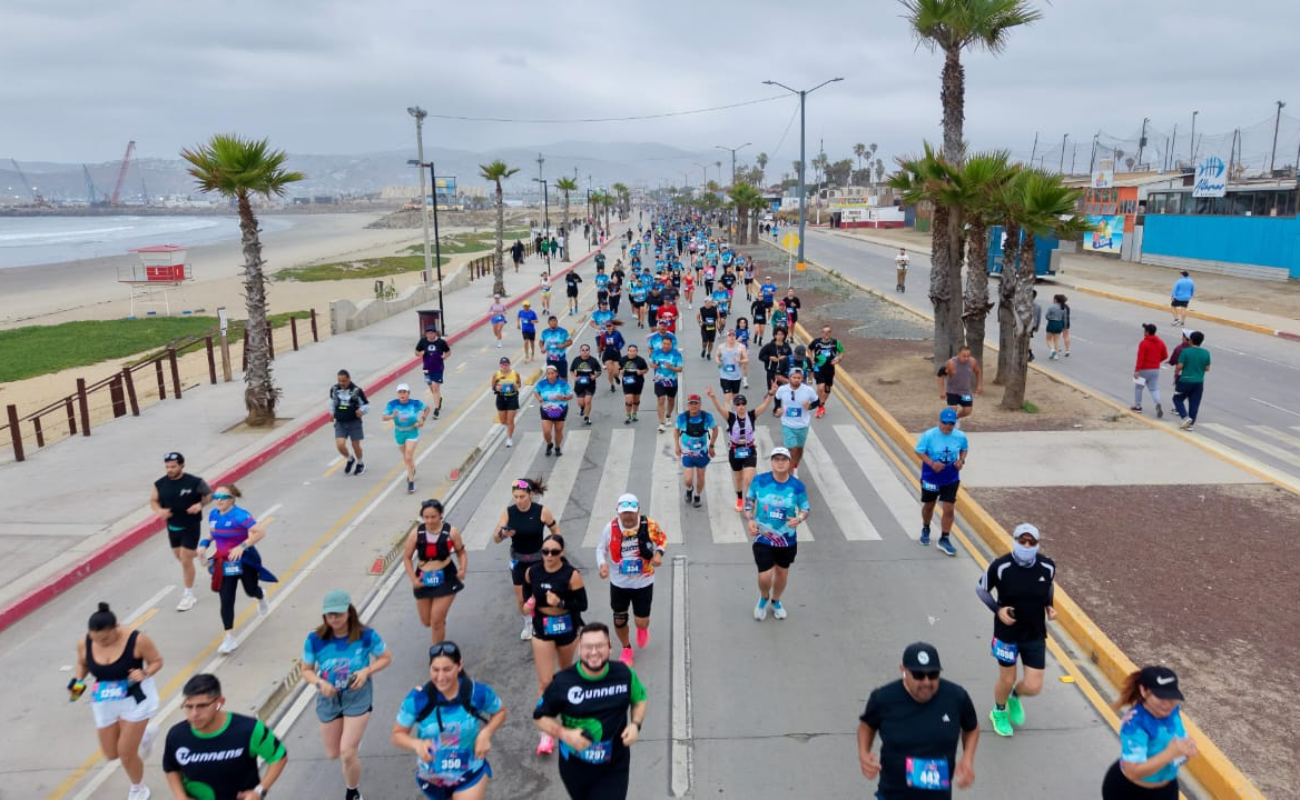 Ayrton Daniel Ledesma, con tiempo récord de 1 hora, 8 minutos, 47 segundos, se convirtió en el ganador del XXIII Medio Maratón Internacional Ensenada FlashLyte 2026.